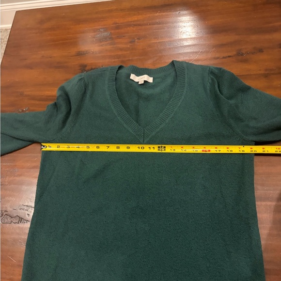 Loft Green V-Neck Sweater. Women’s size large. - Picture 6 of 7